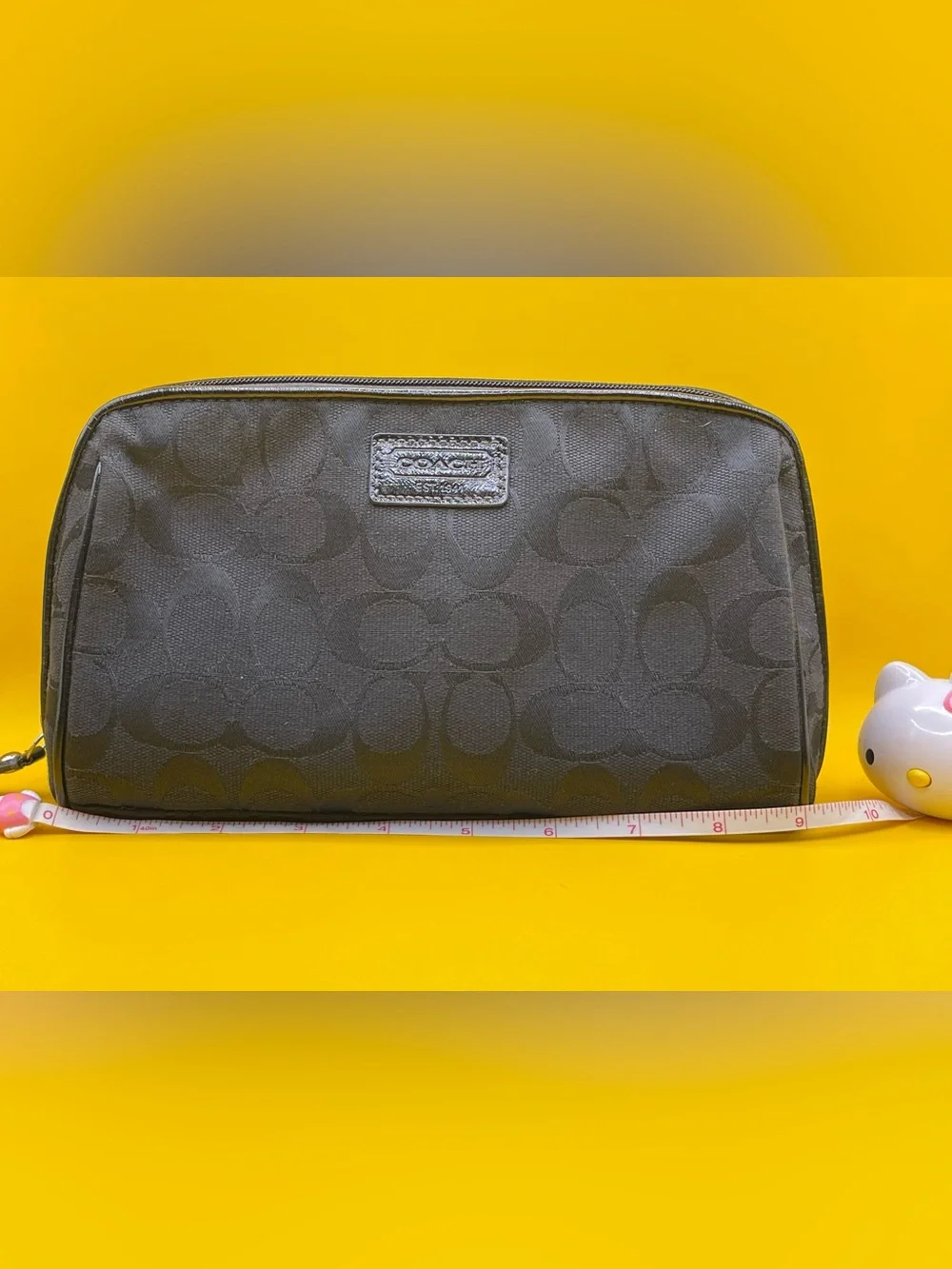 Coach Black Signature Jacquard Large Cosmetic Pouch COA Authentication NWOT NCO